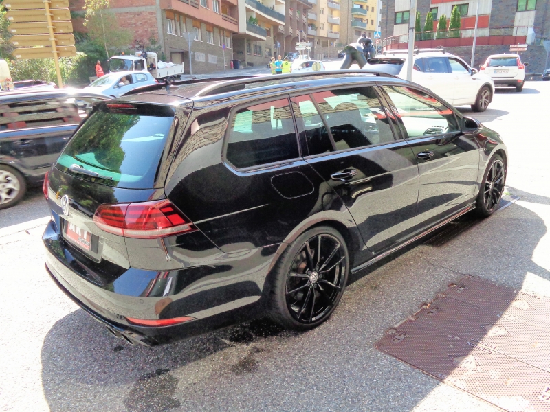 Volkswagen Golf R 7.5 Variant 4-Motion