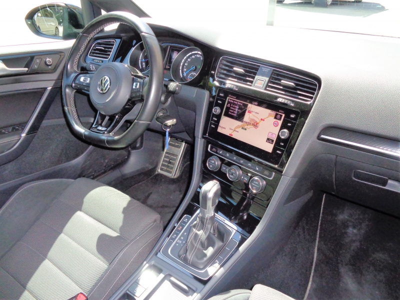 Volkswagen Golf R 7.5 Variant 4-Motion